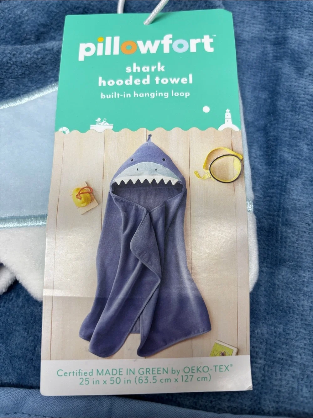 Pillowfort Baby Shark  Kids Hooded Towel 25